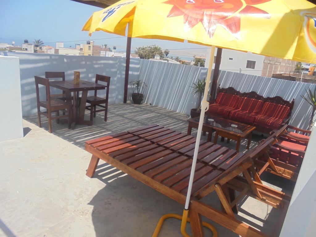 Lola Hosting Hotel Хуанчако Екстериор снимка